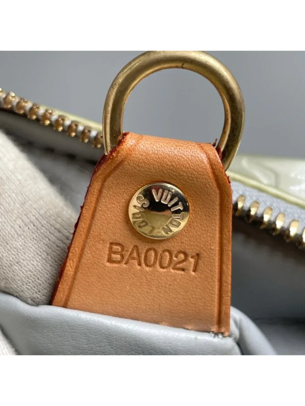 Louis Vuitton Tompkins Square Handbag Monogram Vernis Green